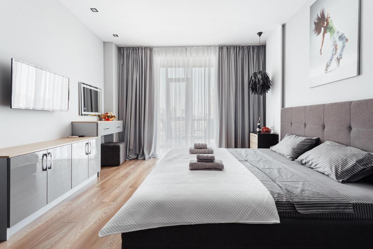 Grey Apartment Odessa Exterior foto