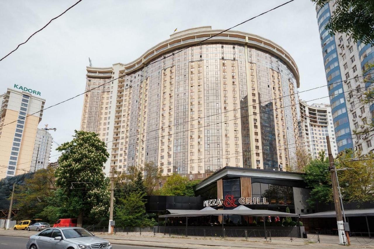 Grey Apartment Odessa Exterior foto